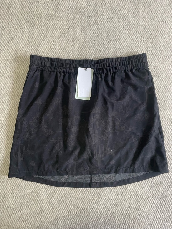 Dresses & Skirts - Fig Stretch Pull-On Skort with Subtle Jacquard Print